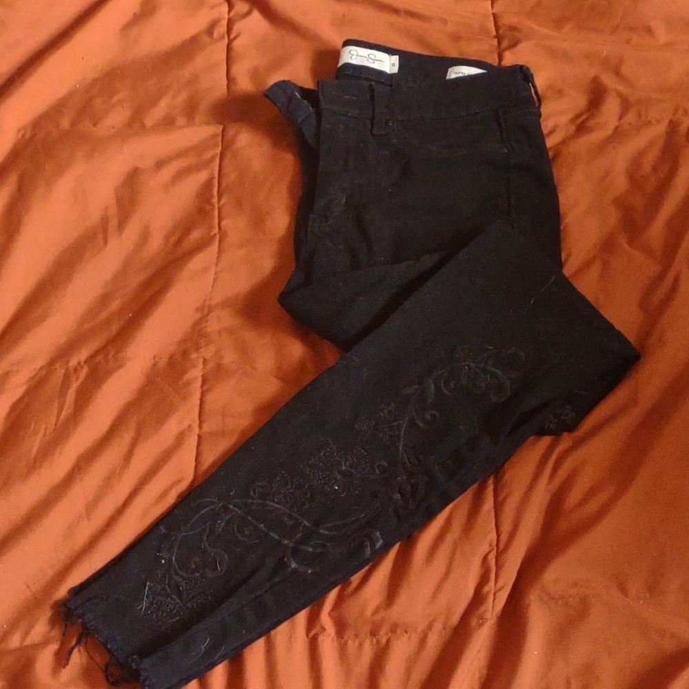 Jessica Simpson Embroidered Black Capris